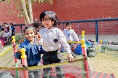 Fun-Filled-Picnic-at-School-Park-9
