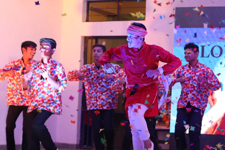 boys-dance